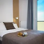 Apartment Urban Global Premium - 11th Floor No 23-free Garage Self Check-in *