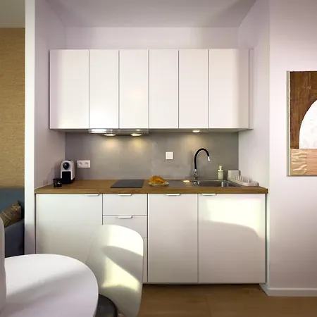 Urban Global Premium - 11th Floor No 23- Air Condition - Balcony - Free Garage Катовице