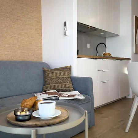 Апартаменты Urban Global Premium - 11th Floor No 23- Air Condition - Balcony - Free Garage Катовице