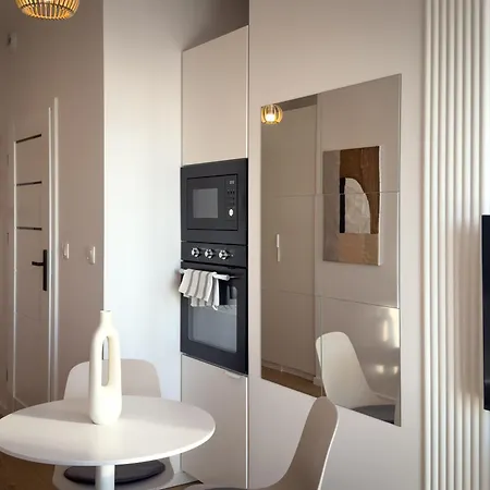 Urban Global Premium - 11th Floor No 23-free Garage Self Check-in Apartament