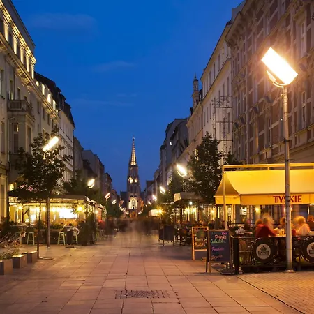 Urban Global Premium - 11th Floor No 23-free Garage Self Check-in