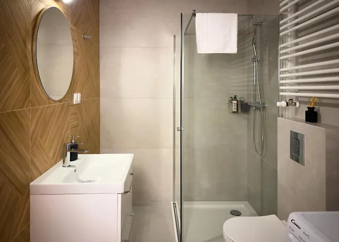 Urban Global Premium - 11th Floor No 23-free Garage Self Check-in דירה קטוביץ