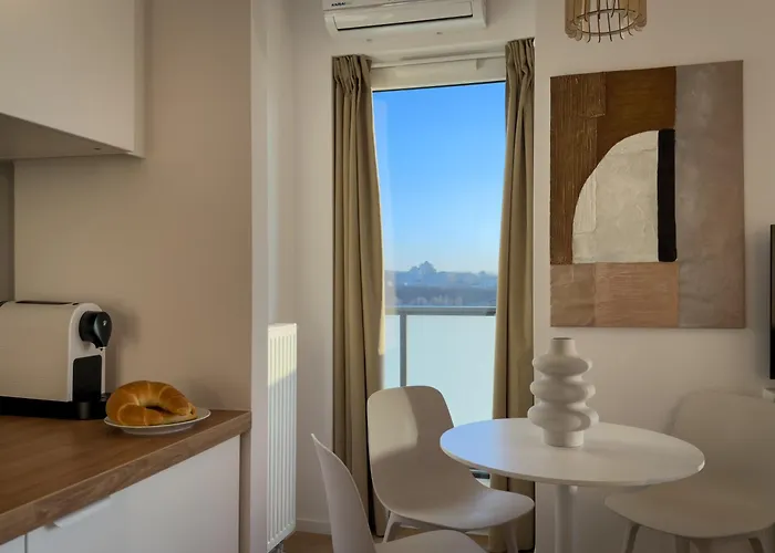 Urban Global Premium - 11th Floor No 23-free Garage Self Check-in קטוביץ