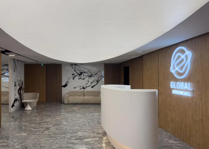 Urban Global Premium - 11th Floor No 23-free Garage Self Check-in דירה קטוביץ